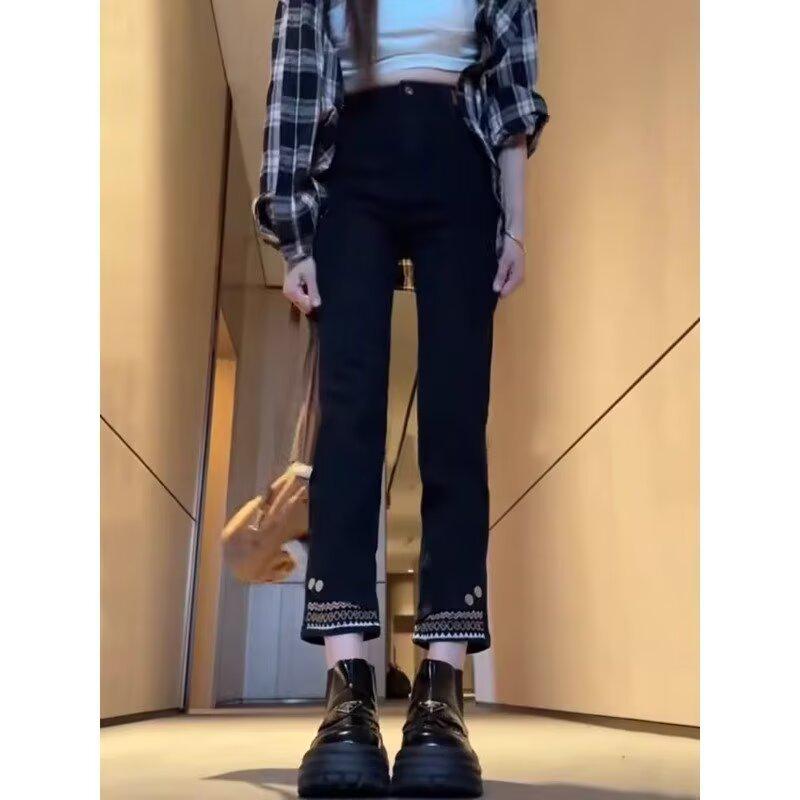 

Джинсы прямого кроя с вышивкой и высокой посадкой больших размеров - Осень 2024 Стрейч, стройнящие укороченные брюки для женщин 2XL чёрный