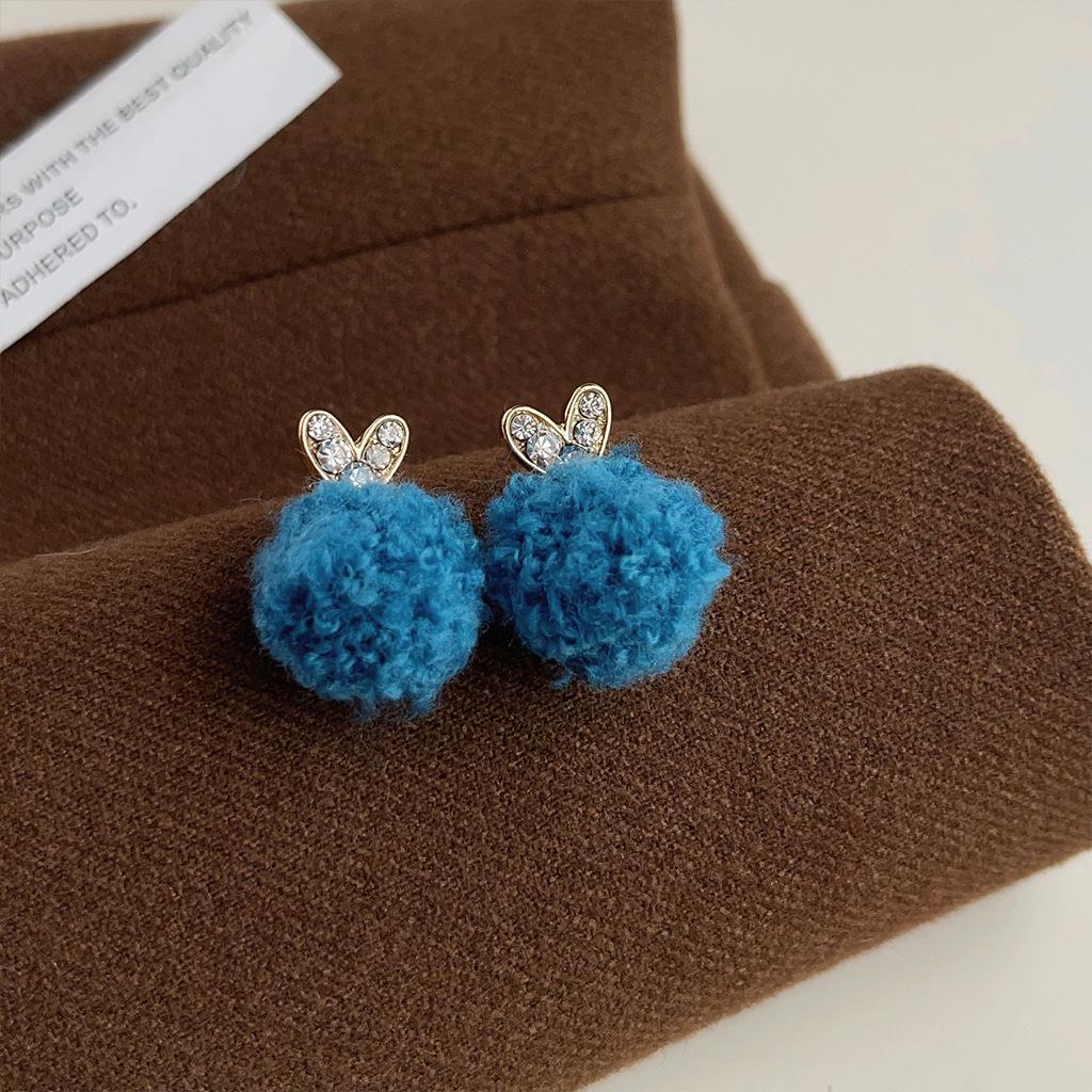 This collection sells well in autumn and winter! Hairball fluffy silver needle simple and sweet handmade earrings s earrings