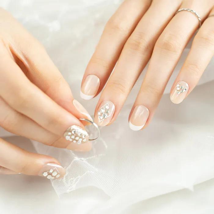 MEGA K TIPS - White Glam 30 tips + Double-sided tape for nail tips