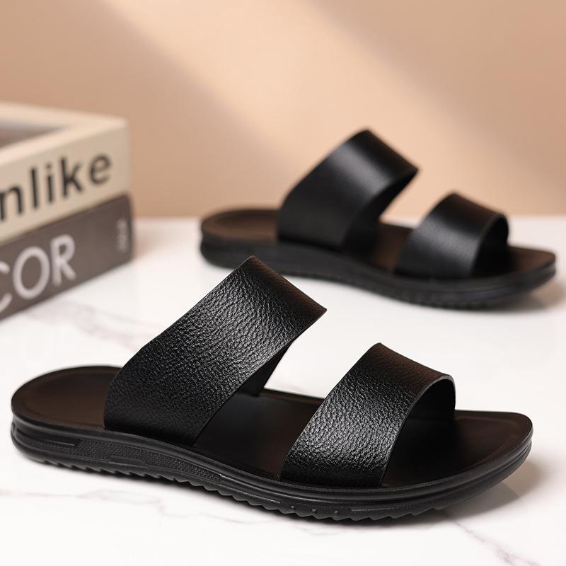 Slippers Men's 2025 Summer New Men's Soft-soled Casual Beach Shoes Trendy Outer Sandals