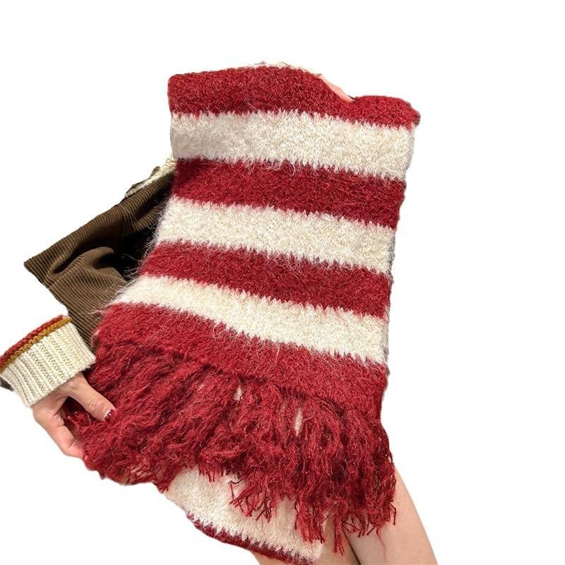 Color matching striped knitted scarf women's winter high-end sense fashion atmosphere sense warm fringed scarf