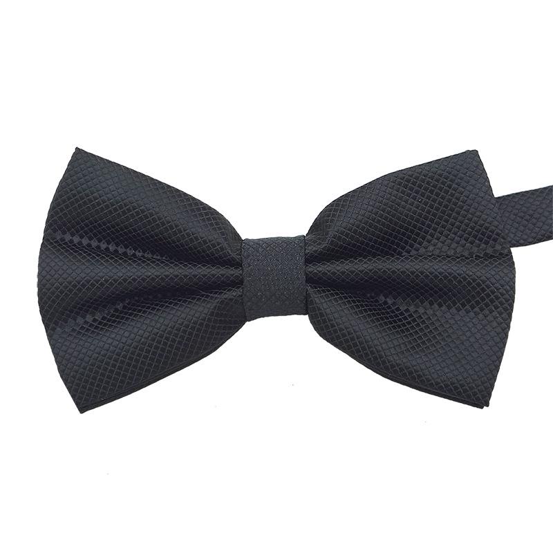 Pajarita de Doble Capa Negra Lisa para Hombre - Cuadrícula Cubo Británica, 27 Colores Disponibles para Eventos Formales y Bodas.