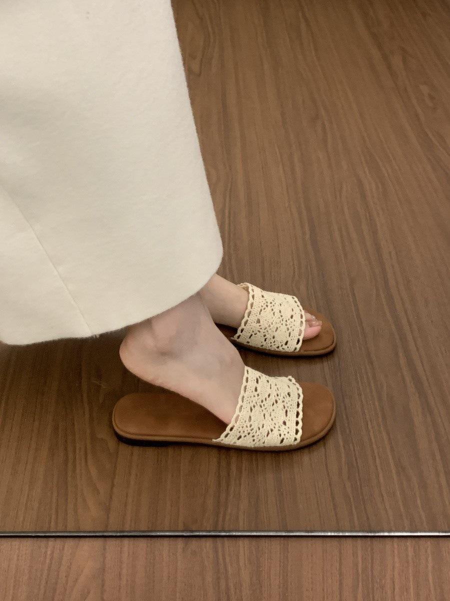 

Ethnic style flat-bottomed open-toed slippers for women s summer wear seaside vacation with skirts, beach sandals 35
