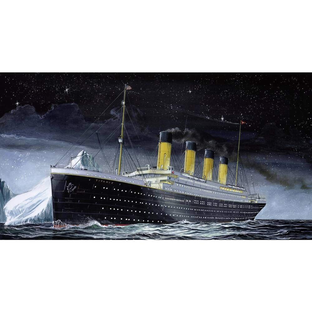German Revell Titanic Plastic Model 05804 1/1200 R.M.S