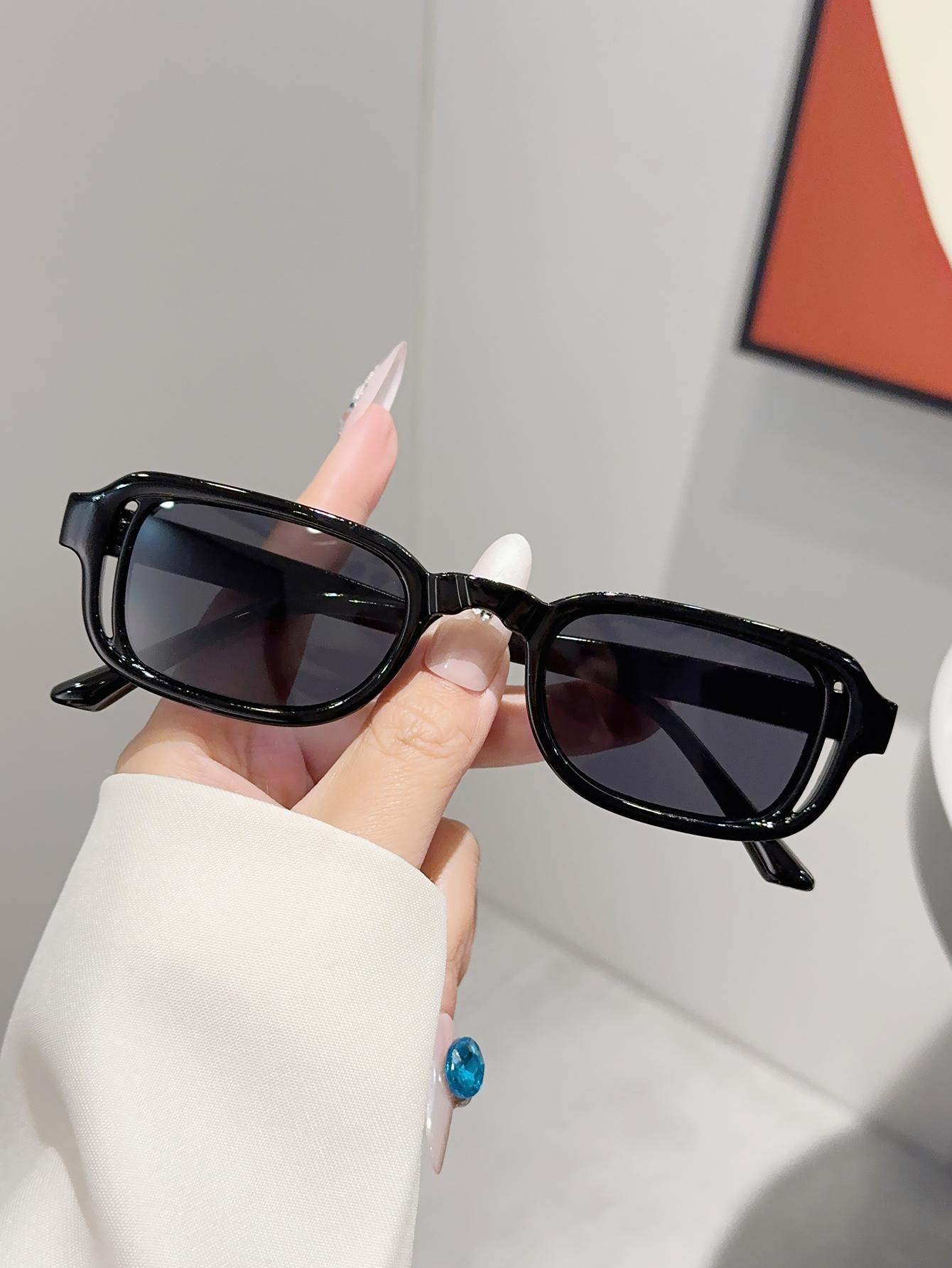 

1Pc Sexy Small Rectangular Sunglasses Retro Fashion Black Trendy Glasses Suitable for Daily Photo Accessories, Party Parties