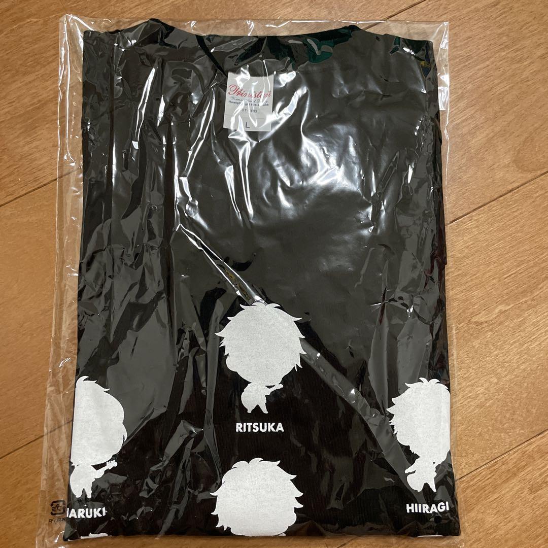 

[USED] Given T-shirt black character silhouette
