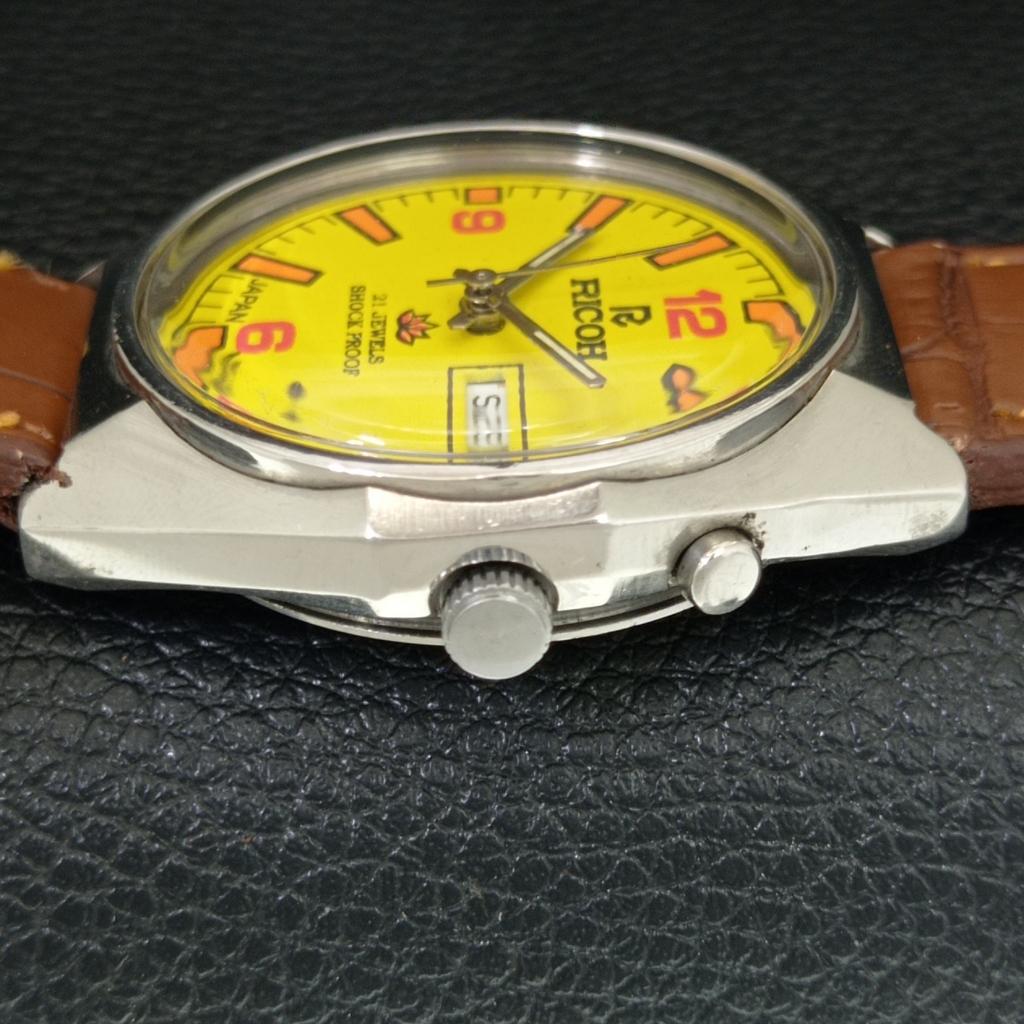AUTOMATIC VINTAGE RICOH R31 JAPAN MENS YELLOW COLOR DIAL WATCH A707689-1