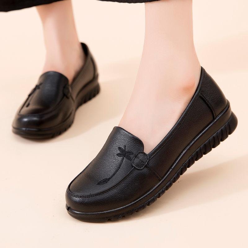Spring and Autumn Leather Casual Shoes Soft Sole Comfortable Single Shoes Middle-aged Leather Shoes Flat Sole Medium Women's Shoes Non-slip Grandma