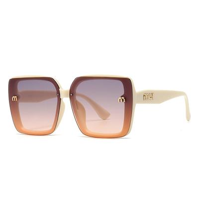 Marca de Moda de Lujo Diseñador Gafas de Sol Vintage Mujer Cuadradas Rayos Letras Sombras Gafas Tendencia Exterior Nuevas Gafas de Sol para Viaje