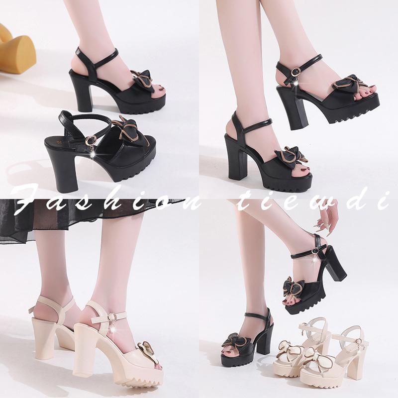 (Factory) High-heeled sandals women's thick-heeled waterproof table new soft leather thick-soled heightened comfortable and light women's shoes