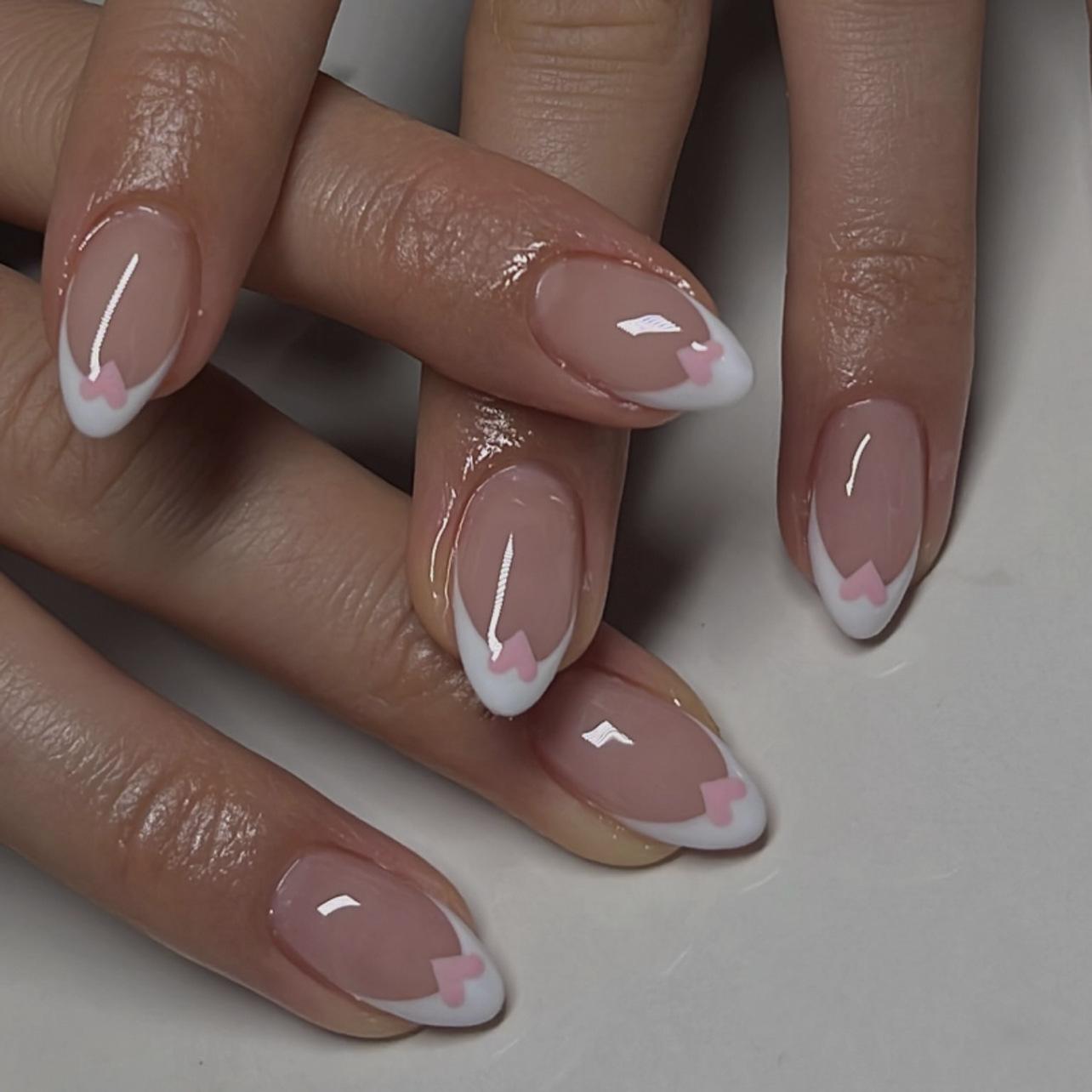 Simple French white edge wearing nail nail piece short almond nail art pink love removable fake nail