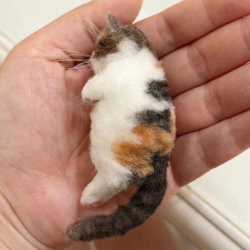 Handmade Cat Wool Needle Felting Kit Beginner Friendly Handmade DIY Material Bag  Beginner Craft