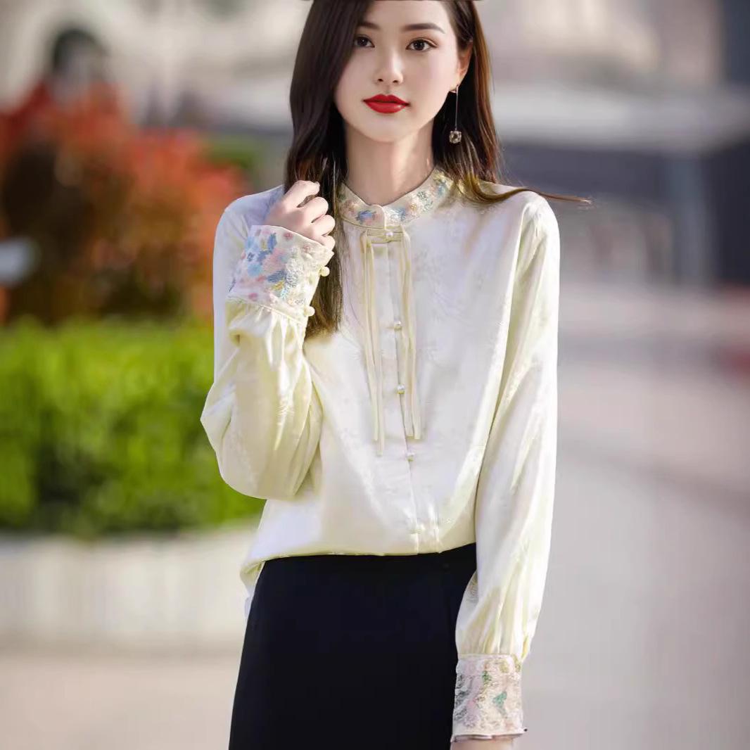 

Women s Satin Embroidery Chinese-Style Shirt with Stand Collar and Elegant Print L