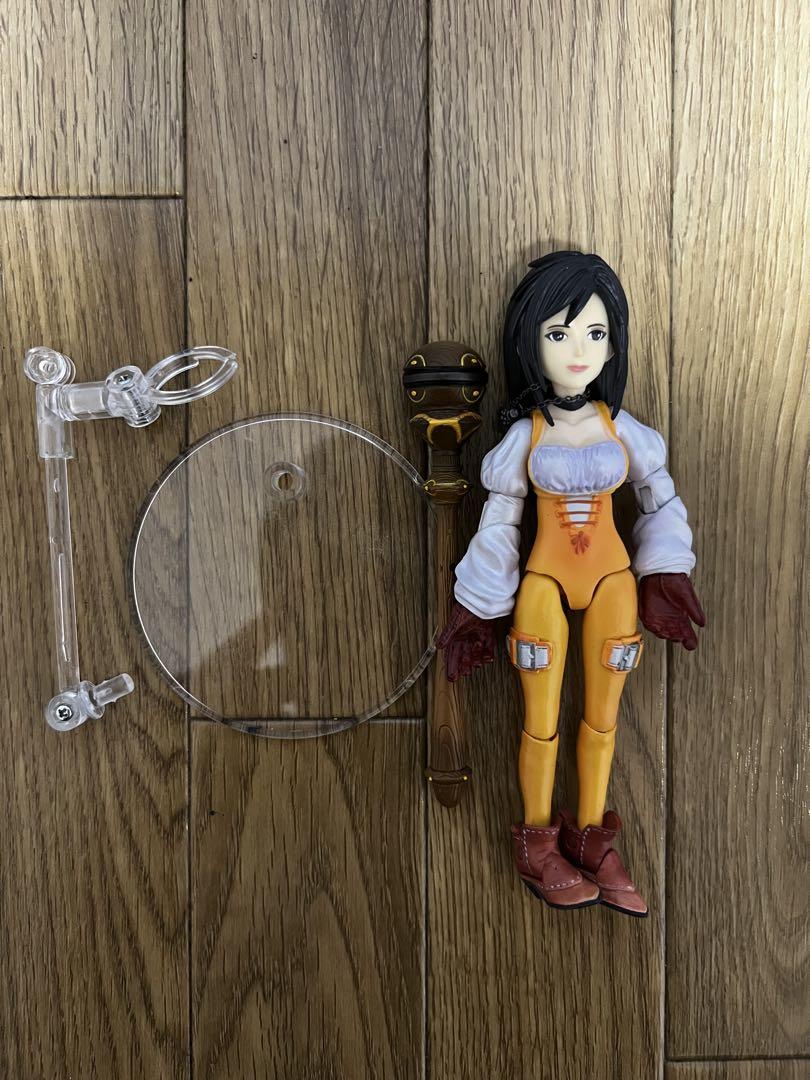 

[USED] FF9 Garnet Dagger Figure