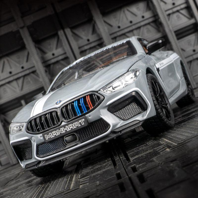 

BMW M8 Thunder Edition Alloy Car Model - Simulation, Sound, Light & Pull-Back Toy. серый