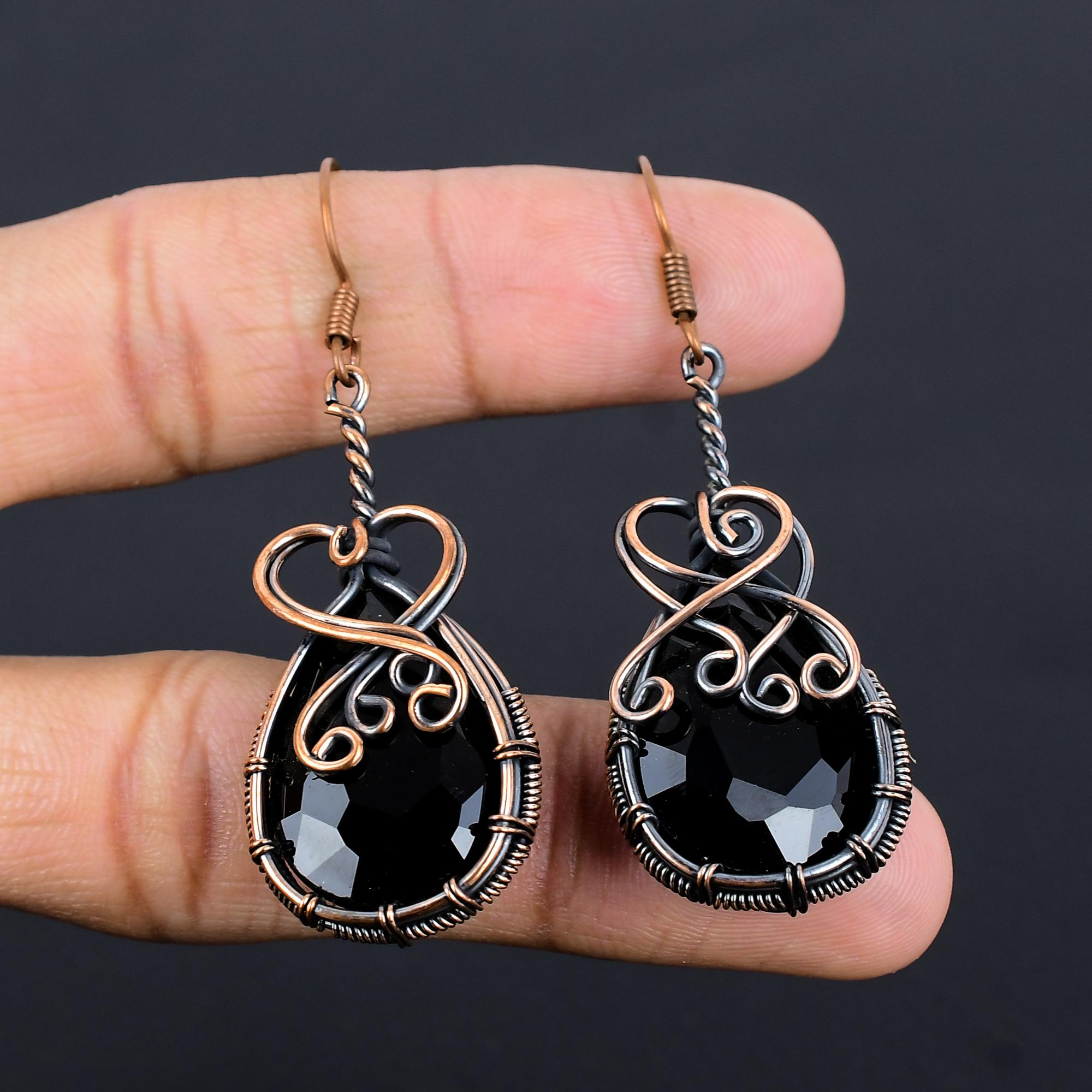 

Серьги из черного оникса, обернутые медной проволокой 999 пробы, серьги ручной работы с драгоценными камнями ко Дню памяти 2.55 Inches