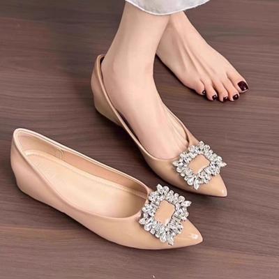 Französisches Temperament Nude Schuhe Frühling und Sommer neue Mode Schnalle flach Lackleder niedriger Absatz Strass innen erhöhend