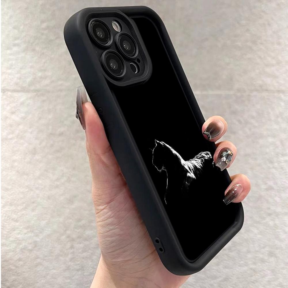 Ae86 Lion Black Design Art Ochronne Etui na Telefony Samsung S24 S23 S22 Ultra A15 A14 S21 FE A54 A12 A25 A35 A53 Angel Eyes TPU Tylna Obudowa