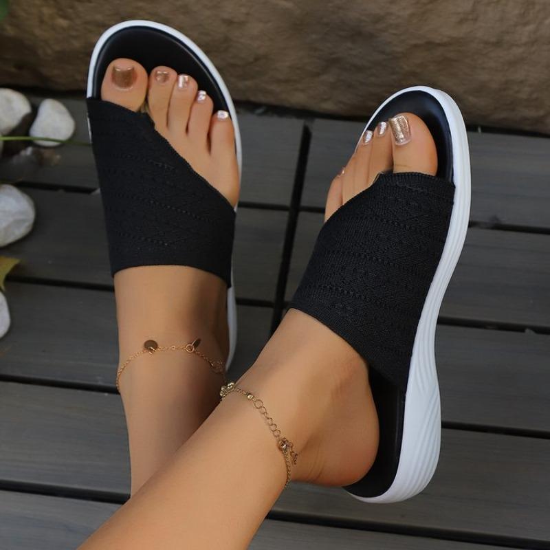 Women Slippers 2026 New Open Toe Breathable Slippers Outdoor Beach Platform Sandals Plus Size Solid Color Shoes Slides Women