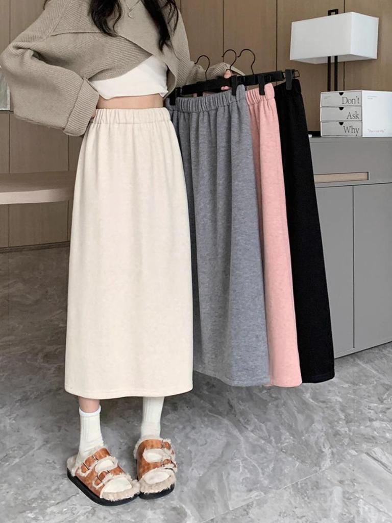 Women's High-Waisted Corduroy A-Line Skirt - Slim Fit, Stylish Korean Design for Autumn/Winter 2023