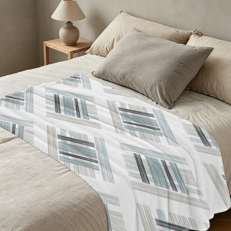 Printed Flannel Fleece Blanket, Skin-friendly Soft Throw with Minimalist Lines – Cozy Warm Blanket for Home, Dorm, Christmas & Halloween Use