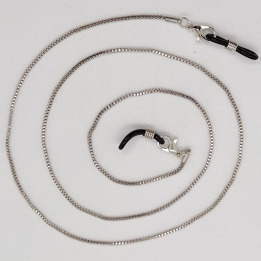 Stylish European & American Glasses and Mask Chain: Non-Slip, Anti-Lost, Non-Fading Titanium Steel Venetian Accessories