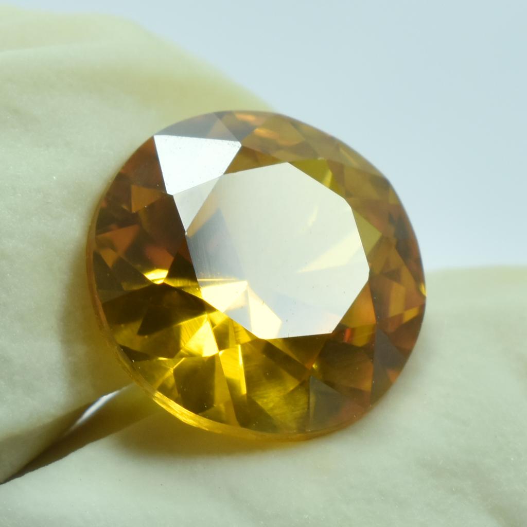 Natural Yellow Sapphire 6.05ct Round Cut Certified Loose Gemstone