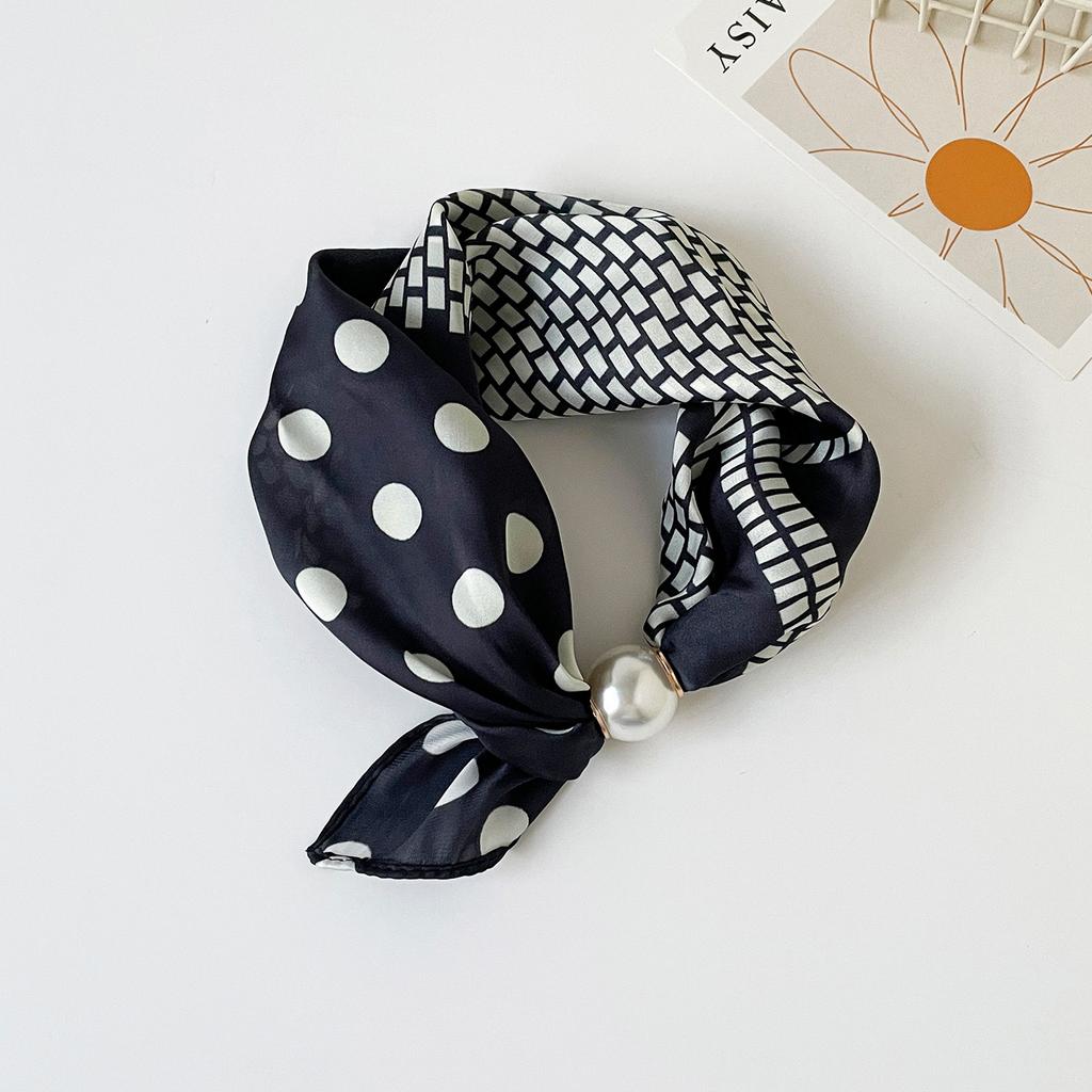 Scarf Print Silk Pearl Neck Scarf Lazy Chain Collarbone Magnetic Thin Pendant Buckle Handkerchief Ribbon Woman Luxury Accesories