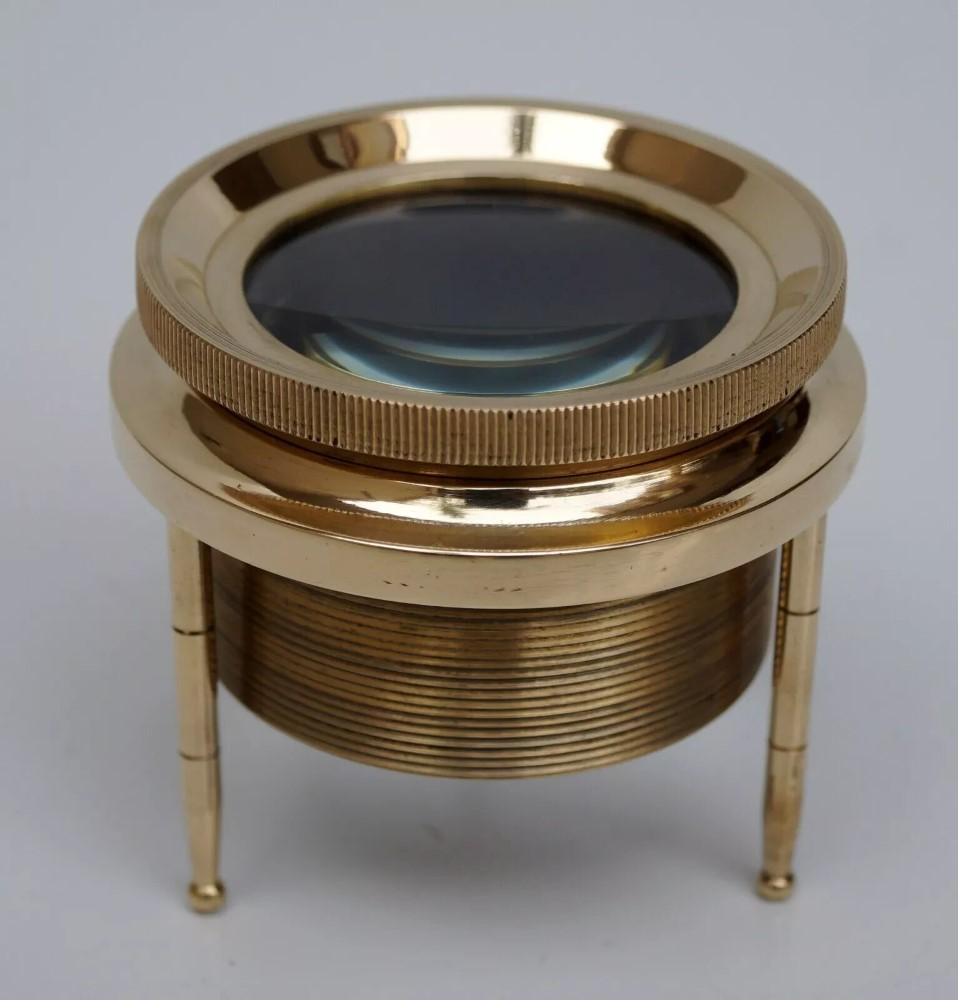 

Латунна лупа, Настільна лупа для читання, Подарунок на день народження для батька, Подарунок на річницю для неї, Весільний подарунок для чоловіків M аеро