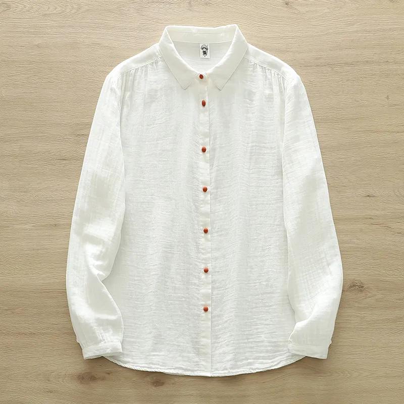 

Women s White Button Down Shirt with Red Accent Buttons and Textured Fabric M белый