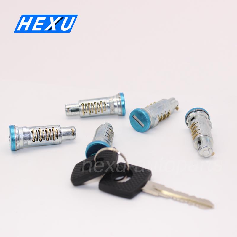Butoi cilindric de blocare a ușii cu 2 chei pentru VW LT 96-06 Mercedes Sprinter 95-06 Vito W638 96-03
