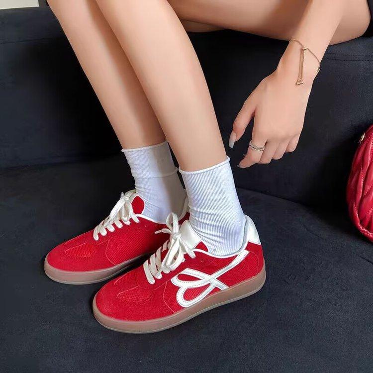 Casual sports shoes women's 2025 autumn new front lace-up fashionable versatile round head flat bottom color matching shoes women