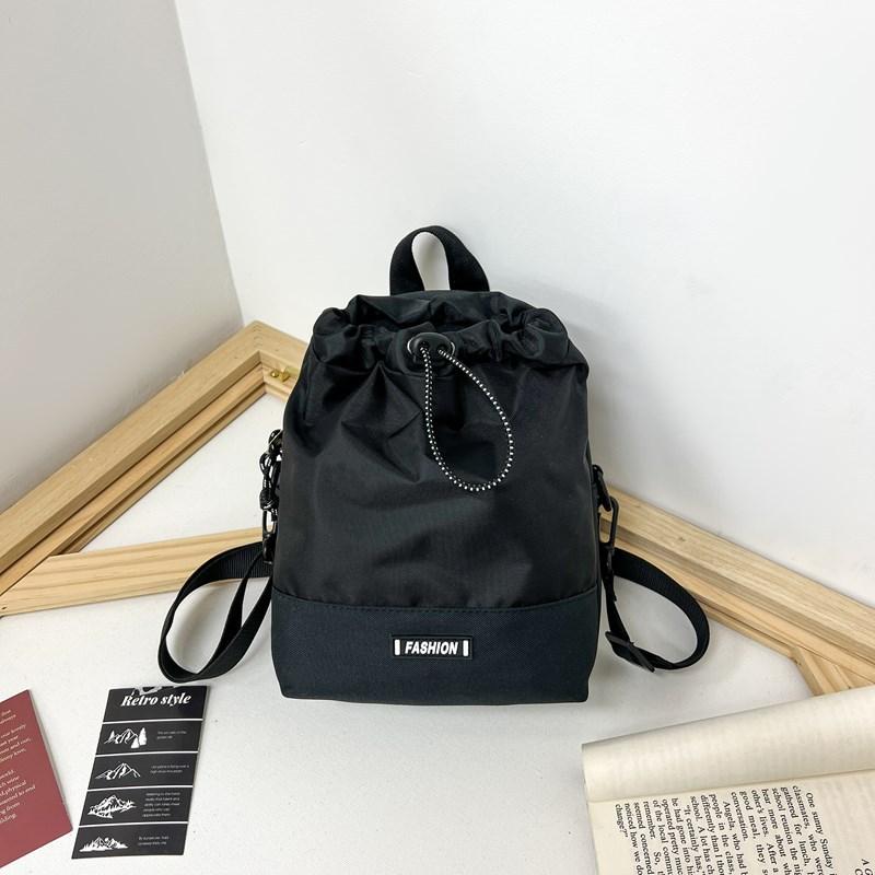

Lightweight outdoor shoulder bag travel messenger bag men s multi-functional mobile phone bag cycling travel kettle water cup bag чорний