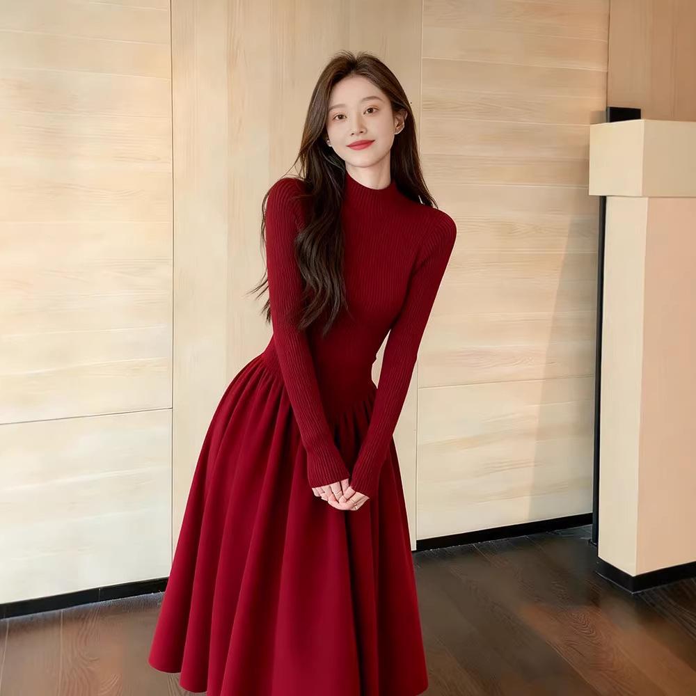 Elegant Red Knitted Dress for Women - Perfect for New Year's and Special Occasions (2025 Winter Collection)