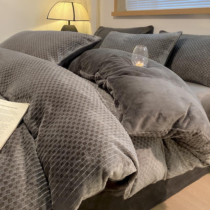 Double-Sided Thickened Milk Coral Fleece Bed Four-Piece Set Fleece Quilt Cover Coral Flannel Bed Sheet Bedding