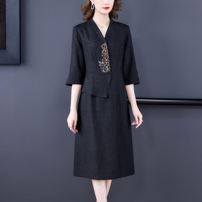 

Ранняя весна, женское платье средней длины, винтажная вышивка с v-образным вырезом, черная летняя одежда для мамы