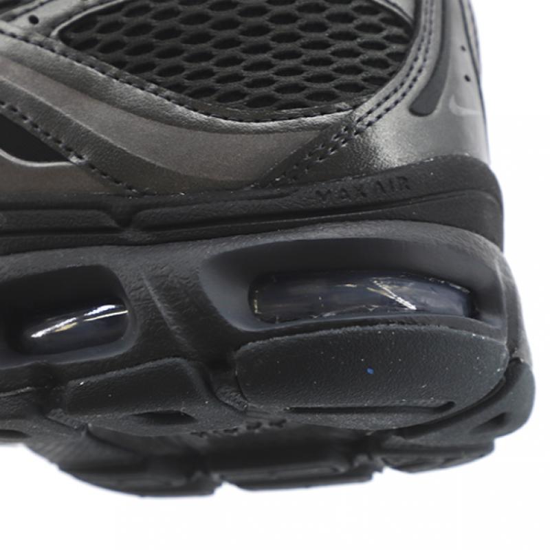 Nike Air Max Moto 2k