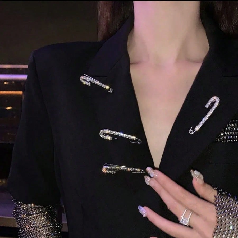 One Set Of Ladies Rhinestone Trouser Buckle Pin Belt Buckle Fixed Clothes Clip Waist Clip Adjust Clothes Size Waist Accessories Christmas