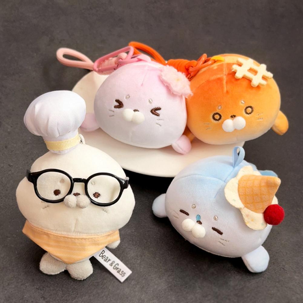Kawaii Cute Sakura Seal Plush Keychain Cute Sea Dog Stuffed Doll Keyring Bag Pendant Toast Seal Plushie Hanging Decor Kids Gift