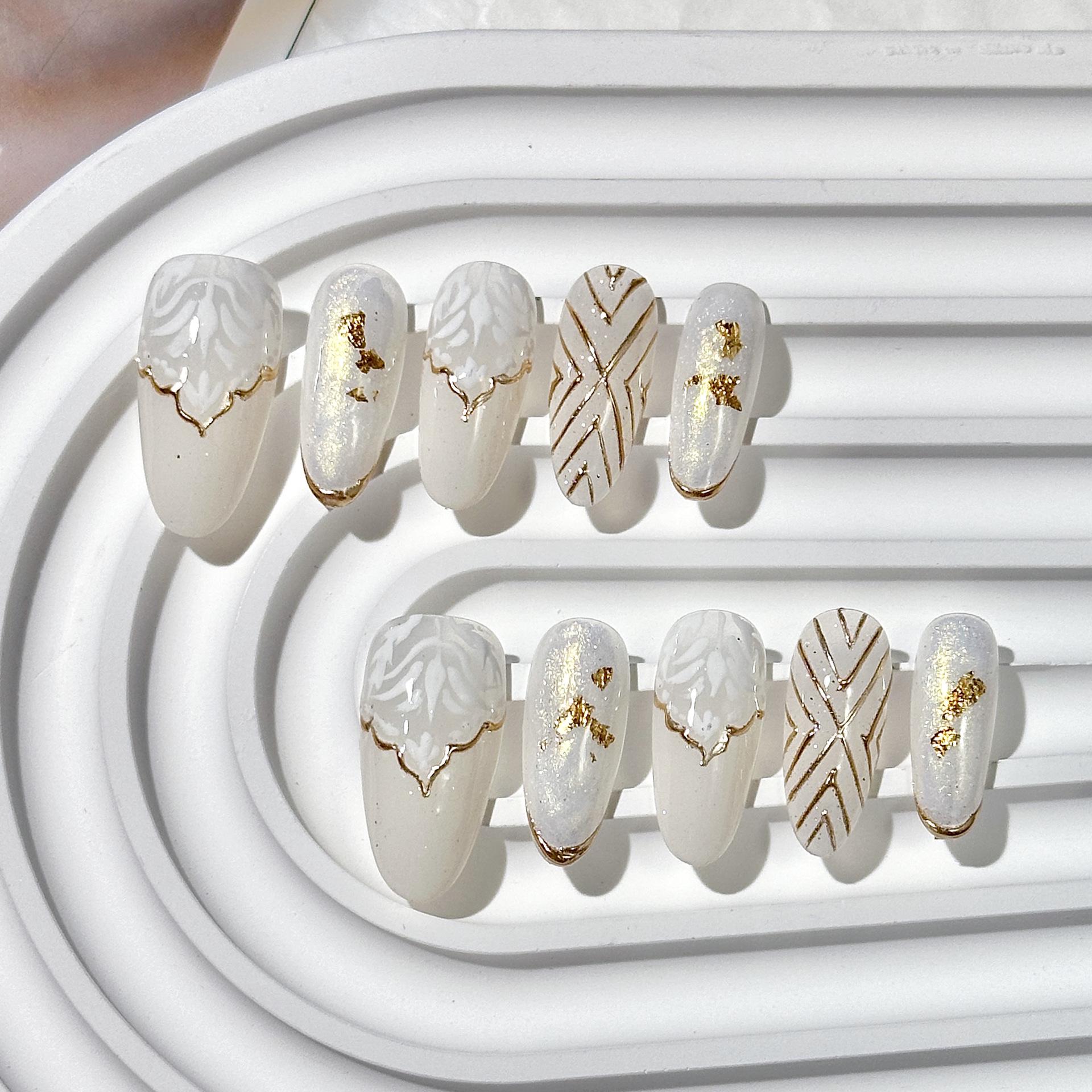 

Расписанные вручную овальные накладные ногти средней длины - Отбеливающий маникюр, Изысканные наклейки для искусственных ногтей