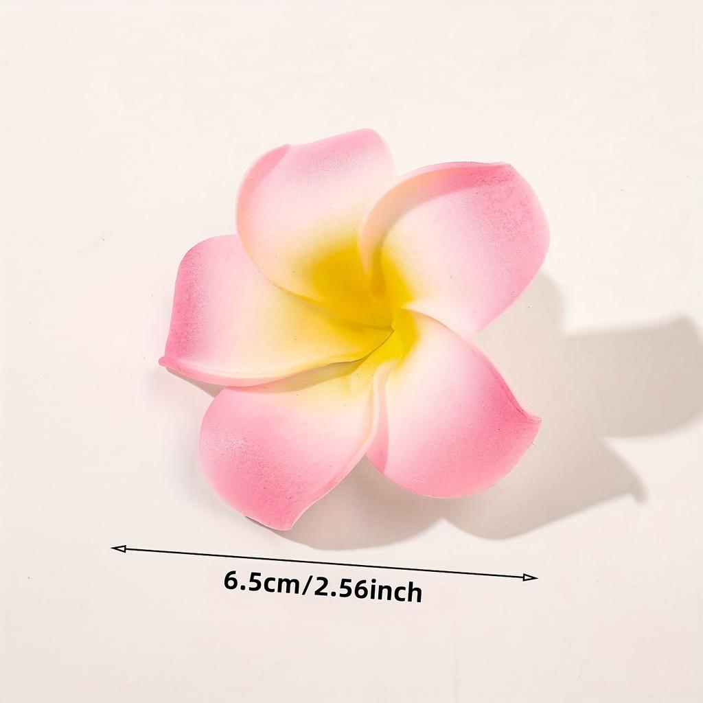 Boho-Stil Blumen Haarspangen - Alligator-Haarspangen mit leuchtend pinkfarbenen und weißen Frangipani-Blüten, perfekt für ungezwungene Ausflüge und den Valentinstag