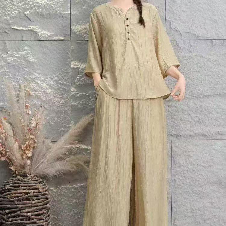 

Stylish Plus Size Summer Two-Piece Set for Middle-Aged and Elderly Women 2025 L абрикосовый