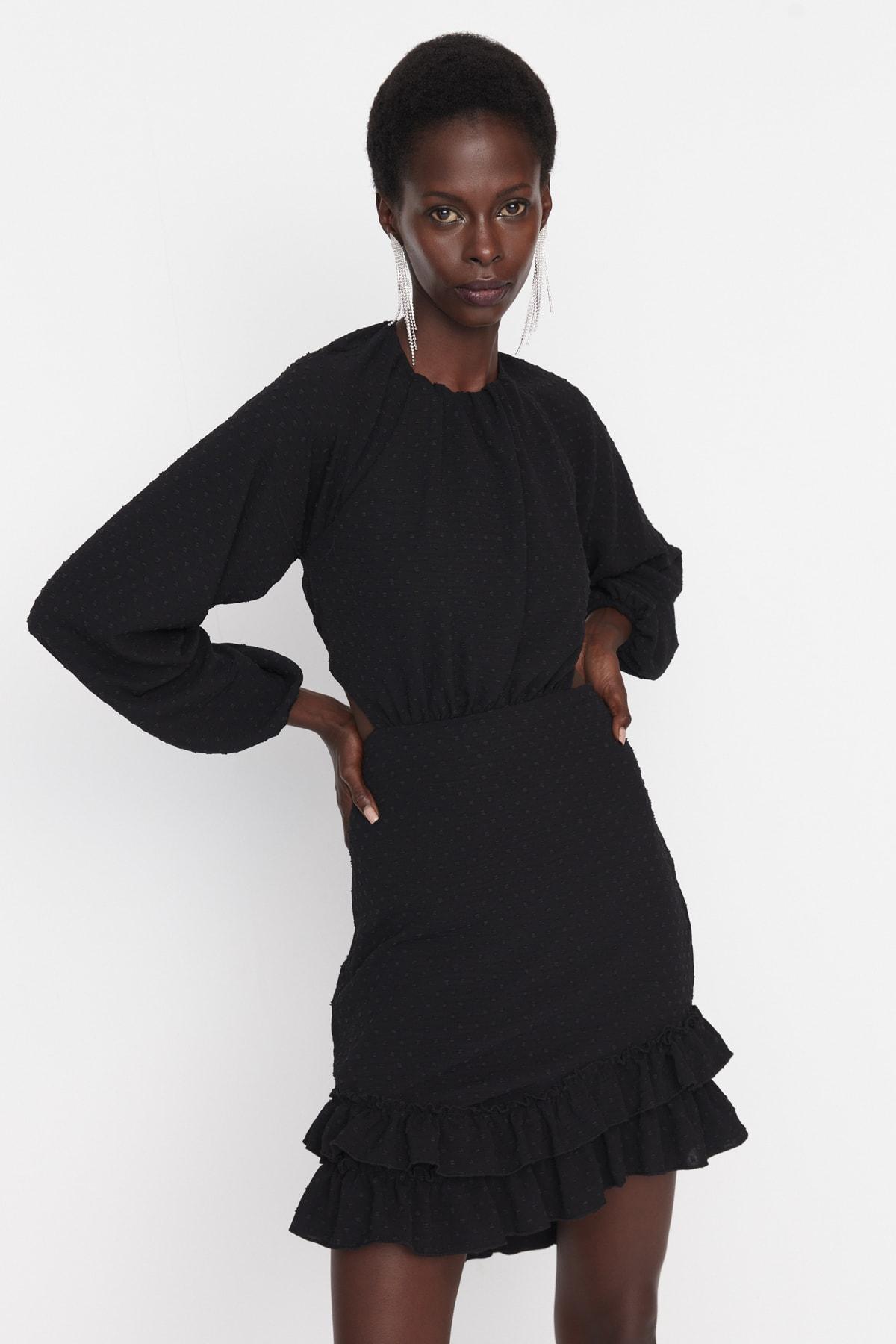 

Платье - Черный - Облегающее