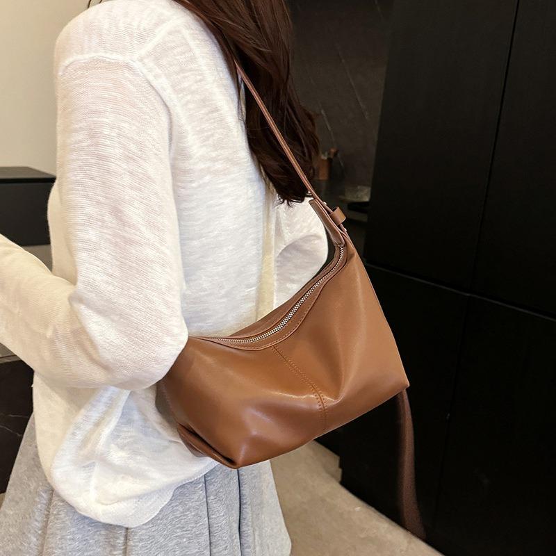 Large capacity new dumpling bag fashionable retro casual shoulder messenger bag simple underarm bag