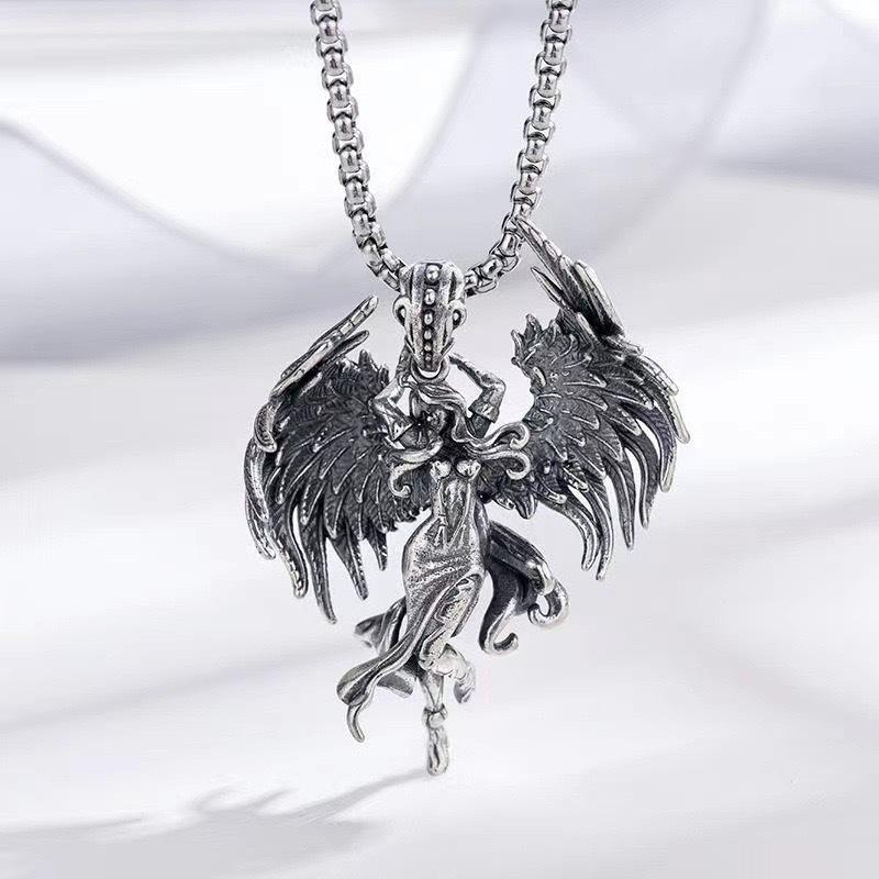 Gothic Pendant Necklace with Chain for Daily Wear and Gift Giving