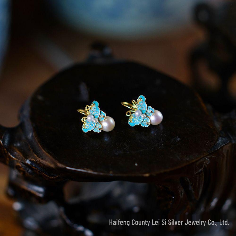 

Handcrafted Butterfly Earrings: Intangible Cultural Heritage Design