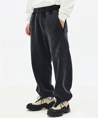 Unterteile – Hosen & Kniehosen