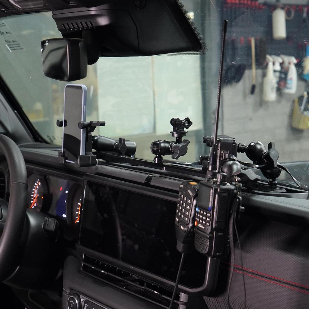 Wrangler JL 24-Model Dashboard Phone Holder