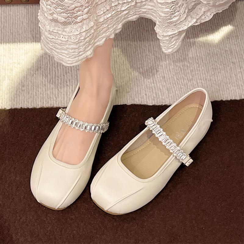 Comfortable and Versatile Light Mouth Word with Soft Sole Mary Jane Shoes Women's 25 Summer French Small Fragrant Retro Round Head Single Shoes