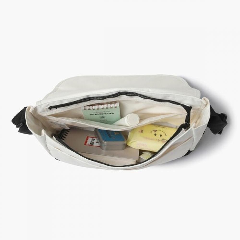 Le Coq Sportif Mini Messenger Bag   Qq123abg12